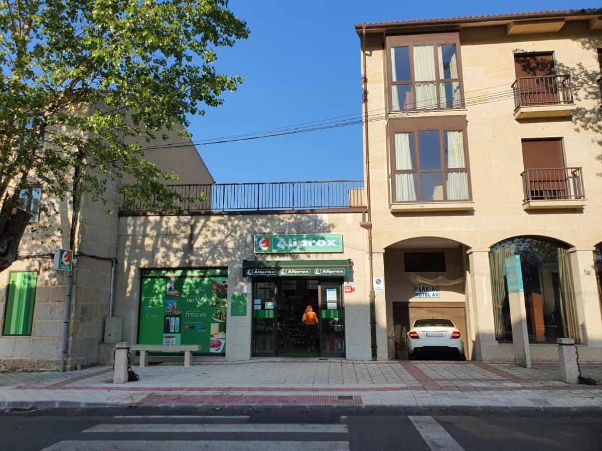 Hotel Av Apartamentos לוביוס מראה חיצוני תמונה