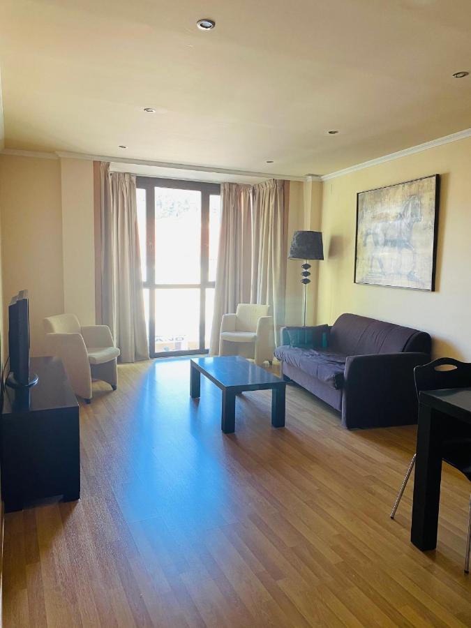 Hotel Av Apartamentos לוביוס מראה חיצוני תמונה