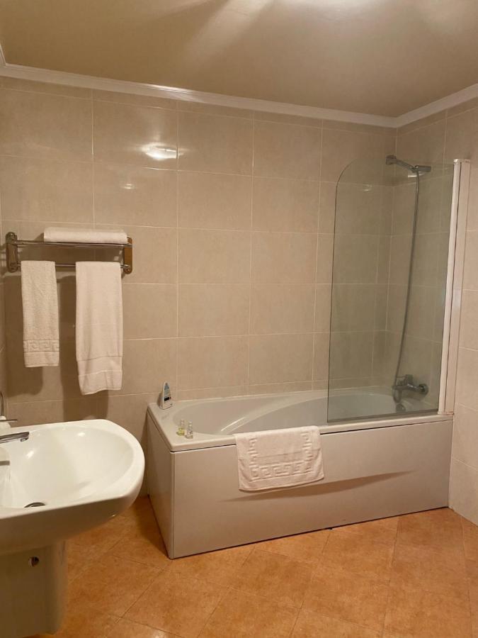 Hotel Av Apartamentos לוביוס מראה חיצוני תמונה