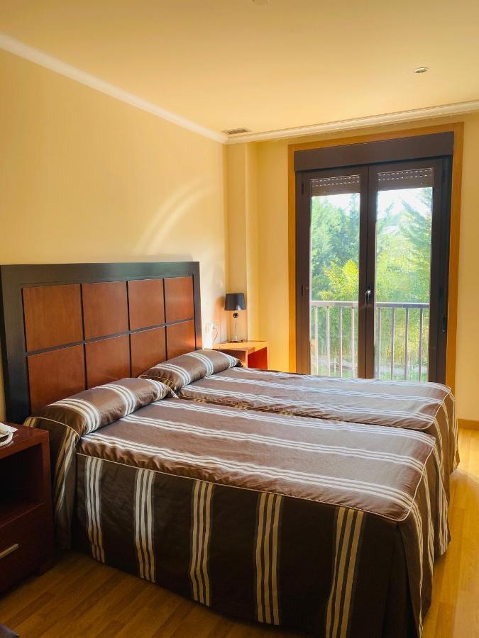 Hotel Av Apartamentos לוביוס מראה חיצוני תמונה