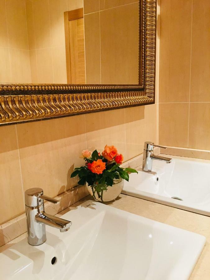 Hotel Av Apartamentos לוביוס מראה חיצוני תמונה